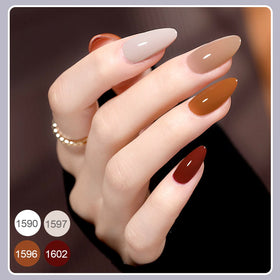 GAOY nails in use manicure showing glossy result and long-wear appearance benefit