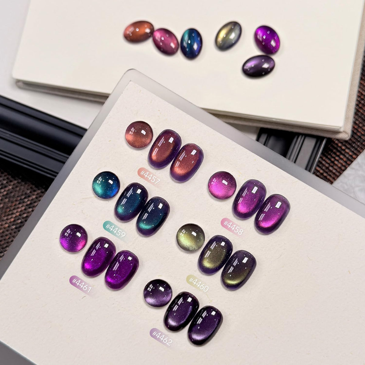 GAOY close-up of glittery pigment texture highlighting multi-dimensional aurora sparkle
