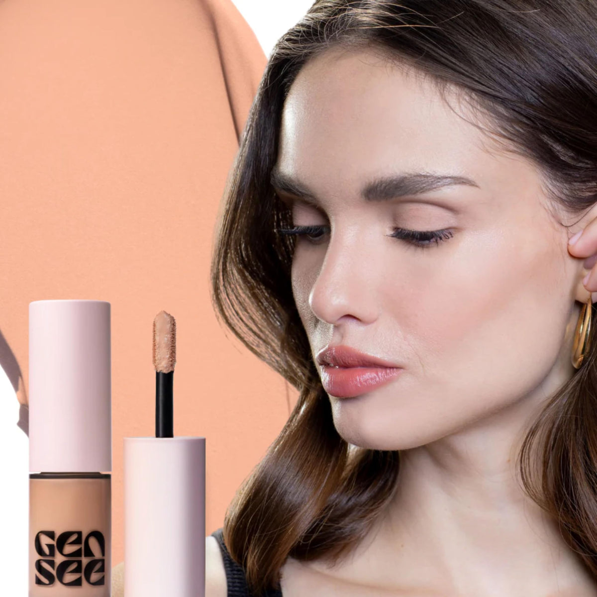 GEN SEE dual-ended vegan brush detail highlighting soft bristles for precise blending