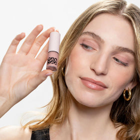 GEN SEE texture swatches on skin illustrating lightweight glow and blendable coverage