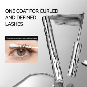 Generic removing mascara with warm water illustrating gentle, residue-free removal