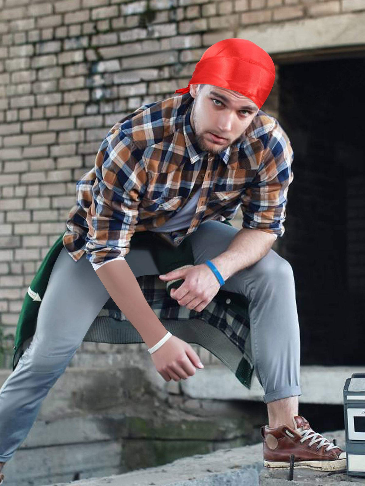 Geyoga worn as streetwear showing style versatility and comfort