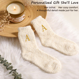Giftota luxury gift box open view revealing coordinated initial items