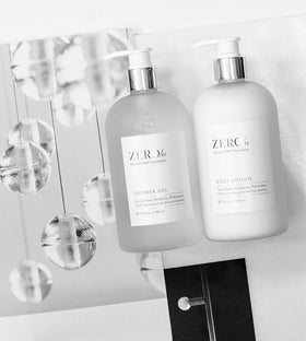 Gilchrist & Soames shampoo foam texture swatch showing gentle lather benefit