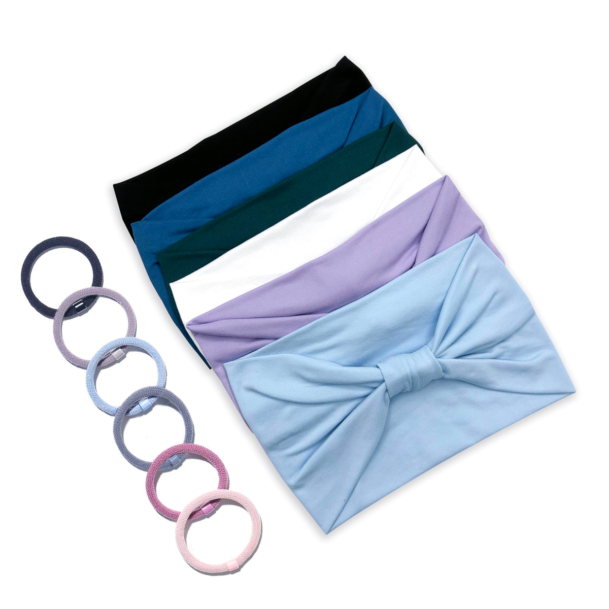 GiLi headband styled with casual street outfit showing comfortable everyday wear