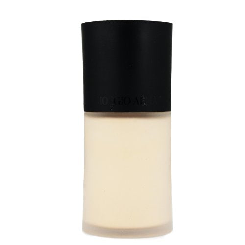 Giorgio Armani pump and label detail highlighting precise dispensing benefit