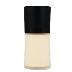 Giorgio Armani pump and label detail highlighting precise dispensing benefit