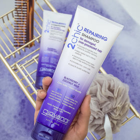 GIOVANNI shampoo foam texture illustrating lather and gentle cleanse