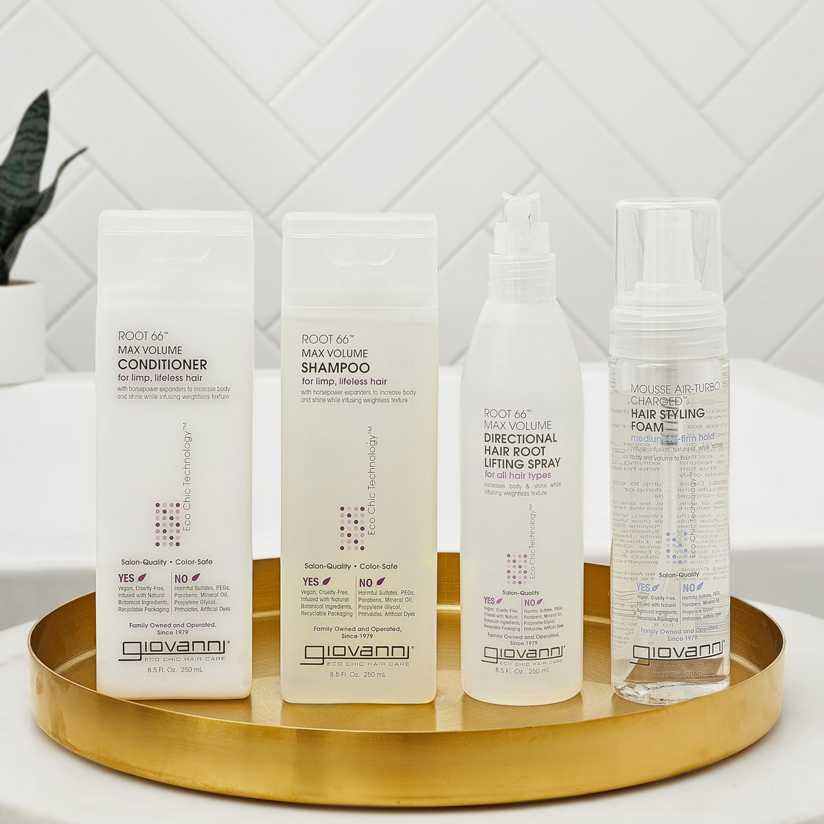 GIOVANNI in-shower use showing root-lifting application benefit