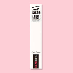 GladGirl applying mascara on lashes demonstrating gentle styling benefit