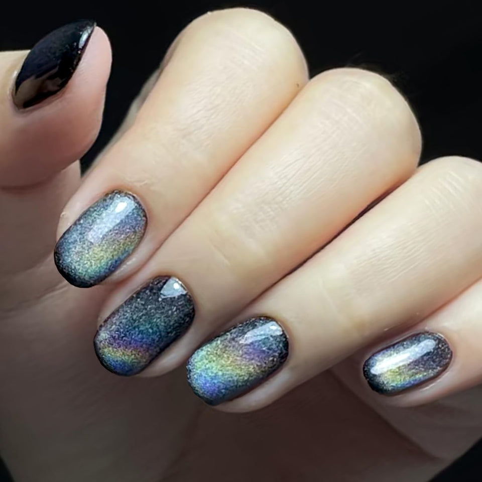 GLAMERMAID front packaging showing aurora cat-eye set and benefits
