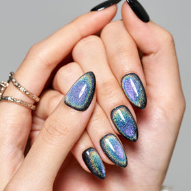 GLAMERMAID size comparison display showing multiple nail widths for custom fit
