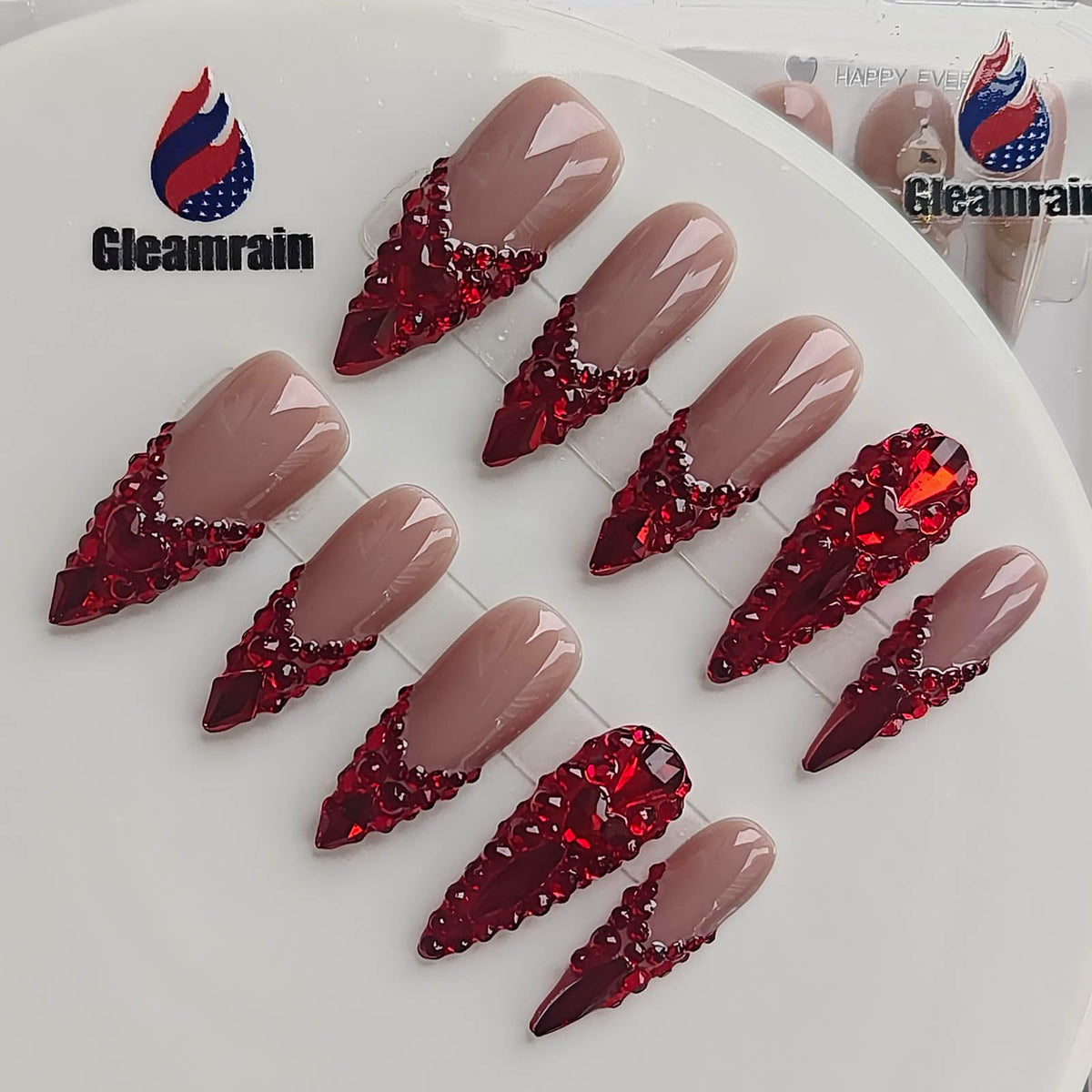 Gleamrain side profile of long almond shape, elongates fingers for glamorous effect