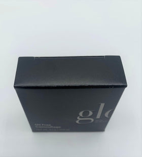 Glo Skin Beauty ingredients label close-up showing antioxidant-rich formula benefit