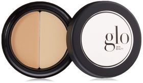 Glo Skin Beauty duo compact front view showing both shades and compact finish benefit: easy color matching