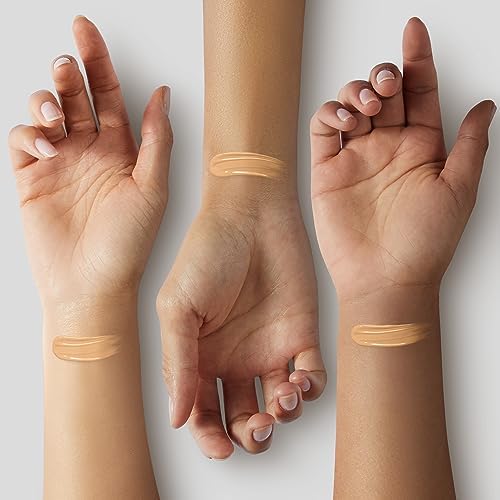 Glo Skin Beauty product on applicator showing blendability advantage