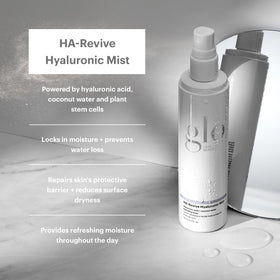 Glo Skin Beauty close-up spray texture demonstrating fine mist hydration