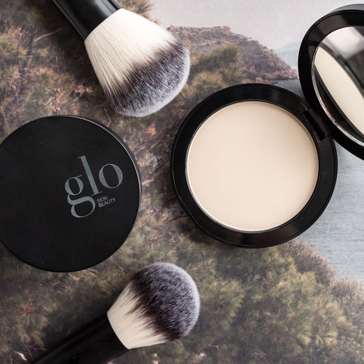 Glo Skin Beauty opened pan showing label and clean mineral formula