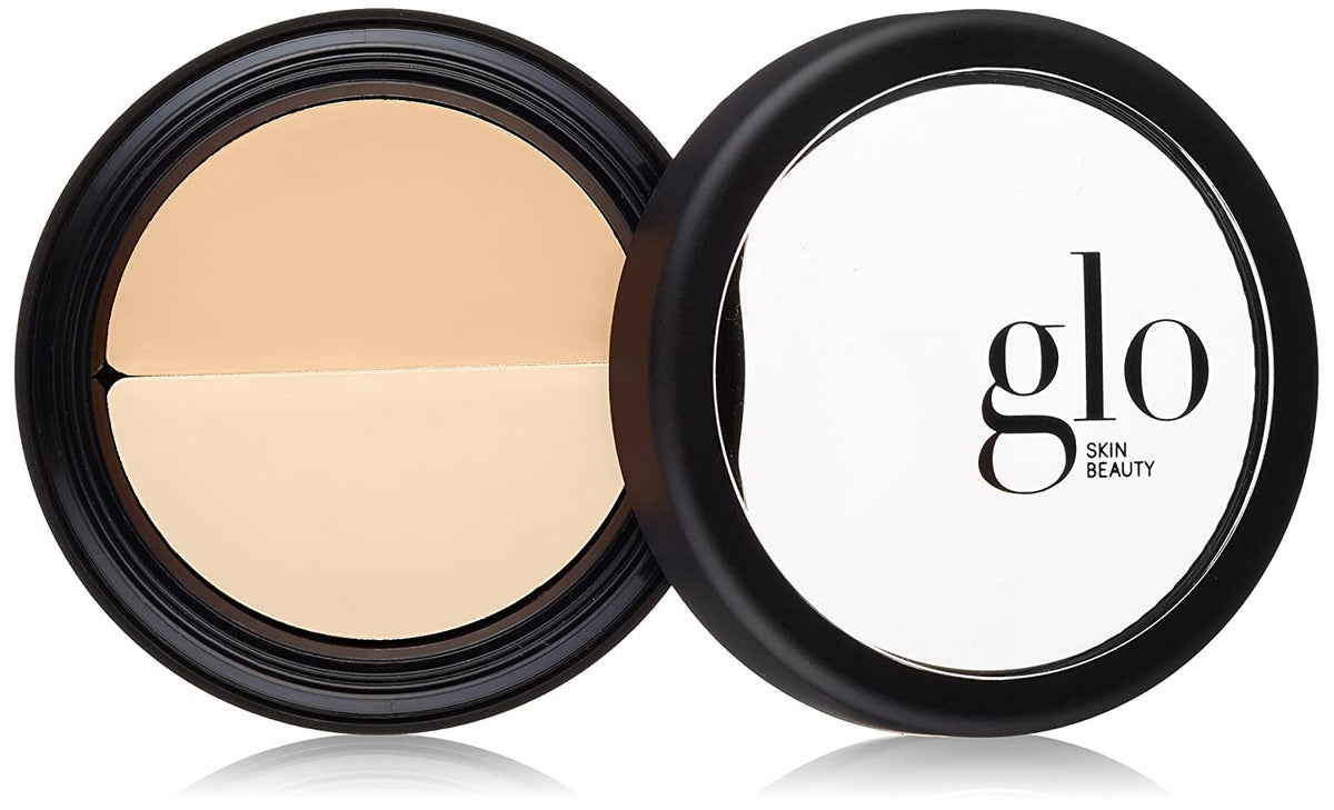 Glo Skin Beauty closed duo compact packaging shows portability and travel-friendly design