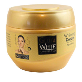 Generic Gluta White applied to hand, demonstrating brightening and hydrating effect