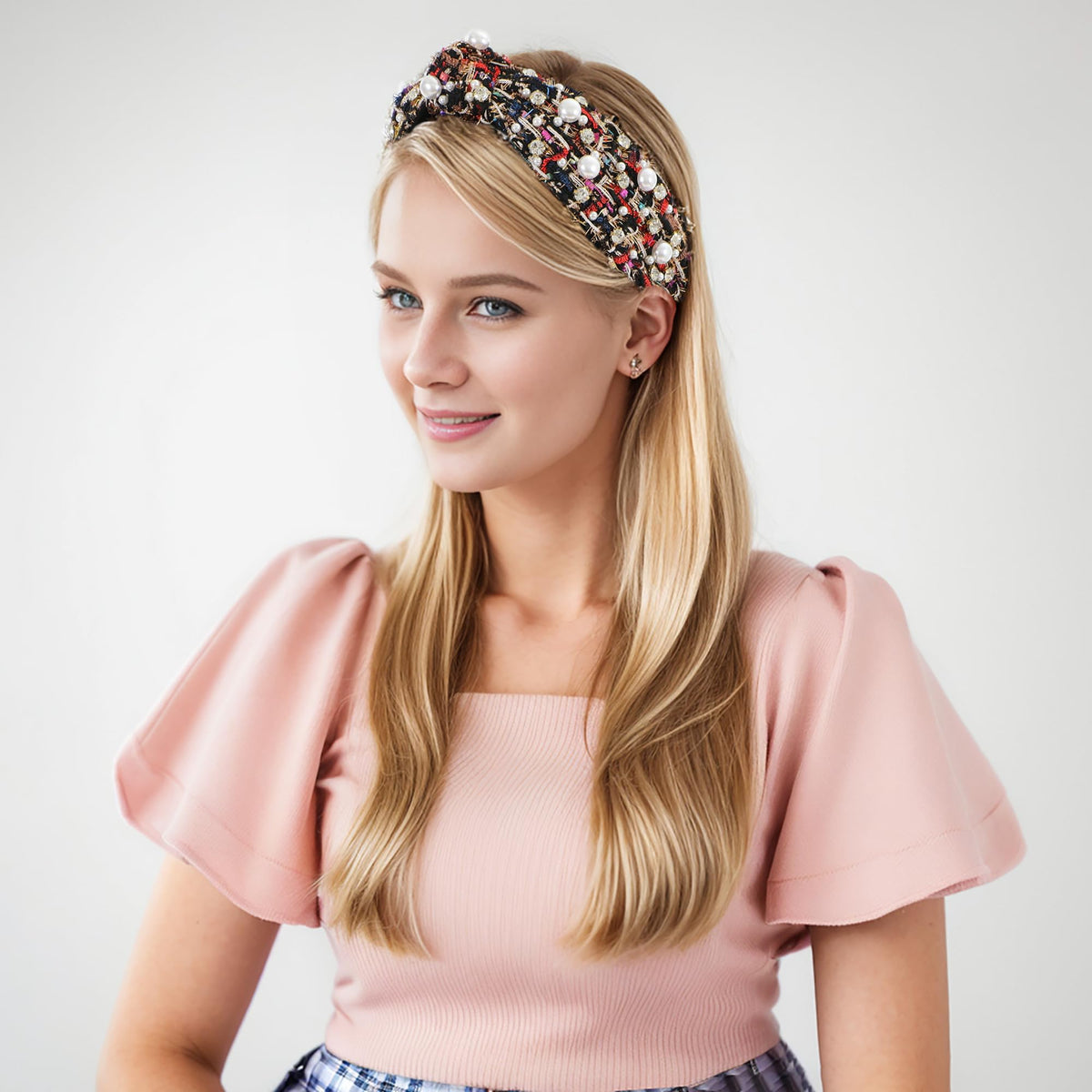 Gmmidea headband worn in daytime styling demonstrating secure comfortable fit