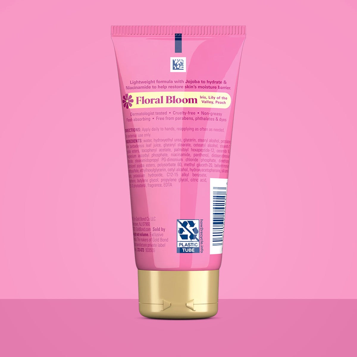Gold Bond close-up texture of cream demonstrating smooth fast absorption