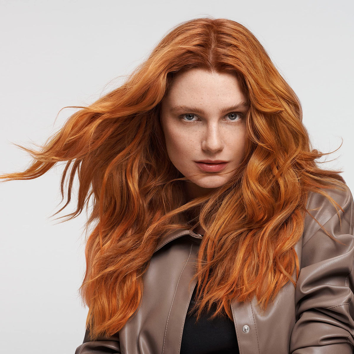 Goldwell ingredient visual with soy protein representing strengthening and support