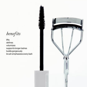 goop Featherlash wand detail illustrating patented three-edged brush for lift