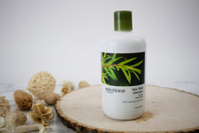 GREAT CLIPS close-up of shampoo texture showing smooth lather benefit