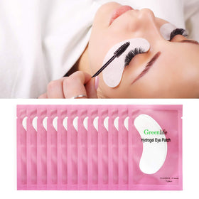 GreenLife label and ingredients closeup showing aloe vera and collagen clarity