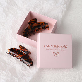 HAIMEIKANG lifestyle shot on vanity conveying chic styling and everyday utility