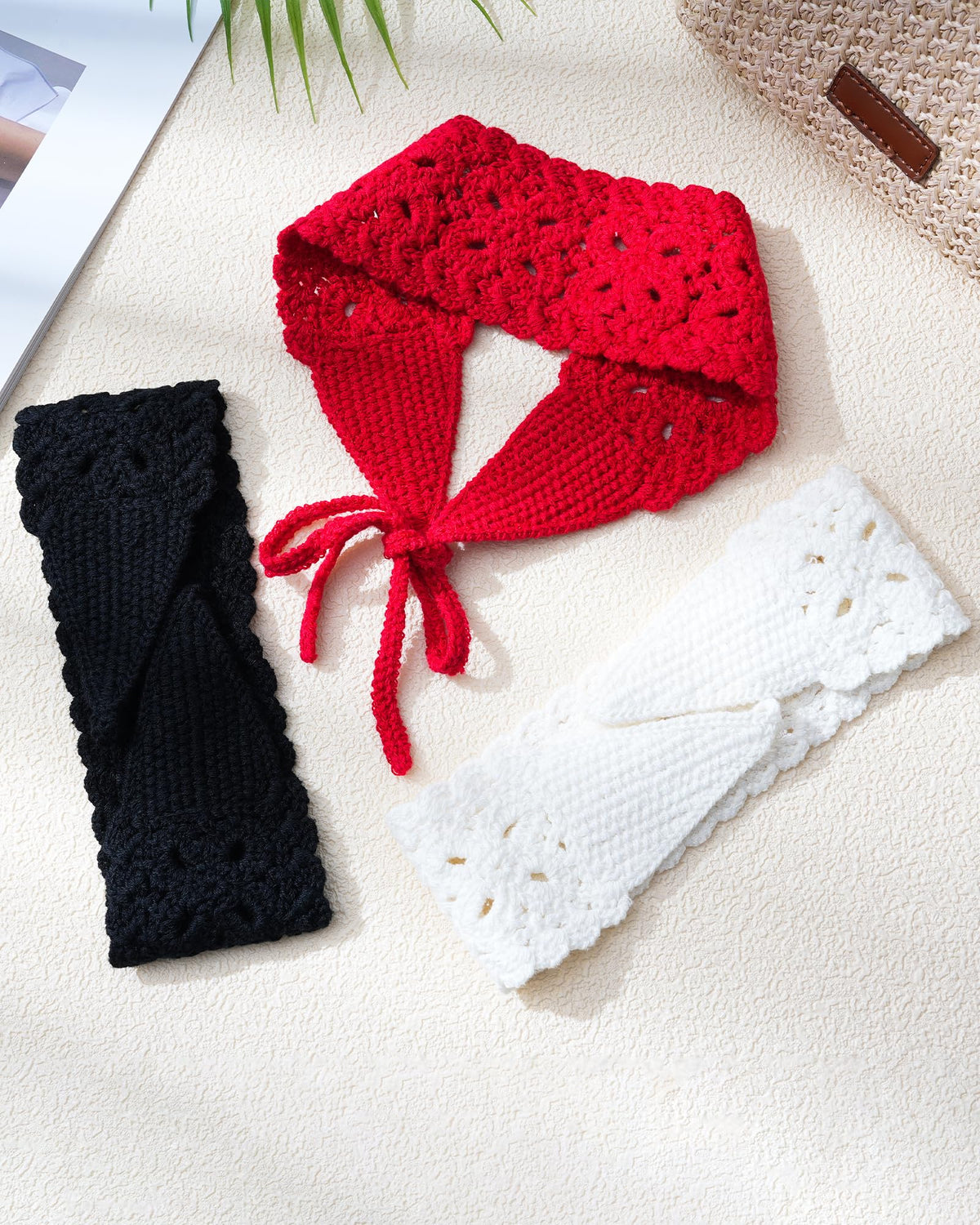 HAIMEIKANG headband in travel setting showing versatile on-the-go styling