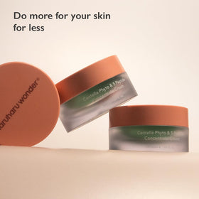 HARUHARU cream texture close-up showing smooth finish and rich hydration