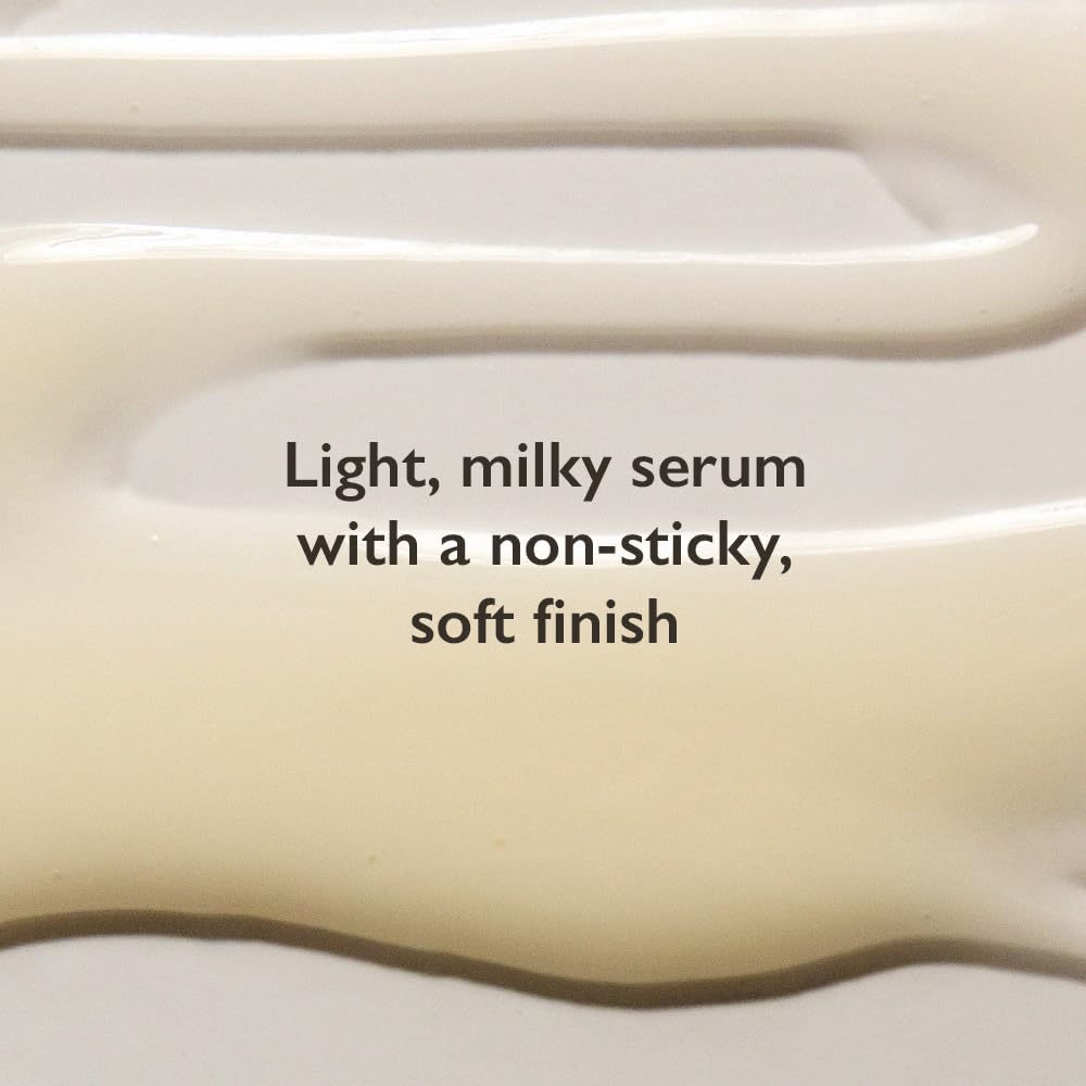 HARUHARU serum applied on hand demonstrating smooth absorption benefit