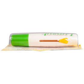 HATOLDLIY Lypsyl application on lips demonstrating cooling mint comfort
