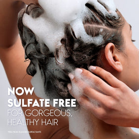 Head & Shoulders creamy conditioner texture close-up illustrating rich moisture delivery