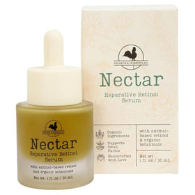 Hearth and Homestead bottle front view showing serum label and size benefits