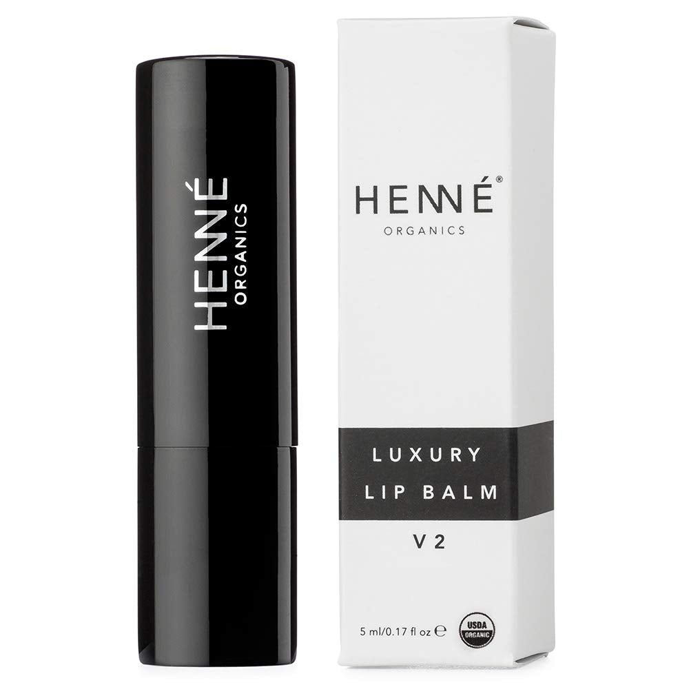Henné Organics closeup of balm texture highlighting creamy moisturizing finish