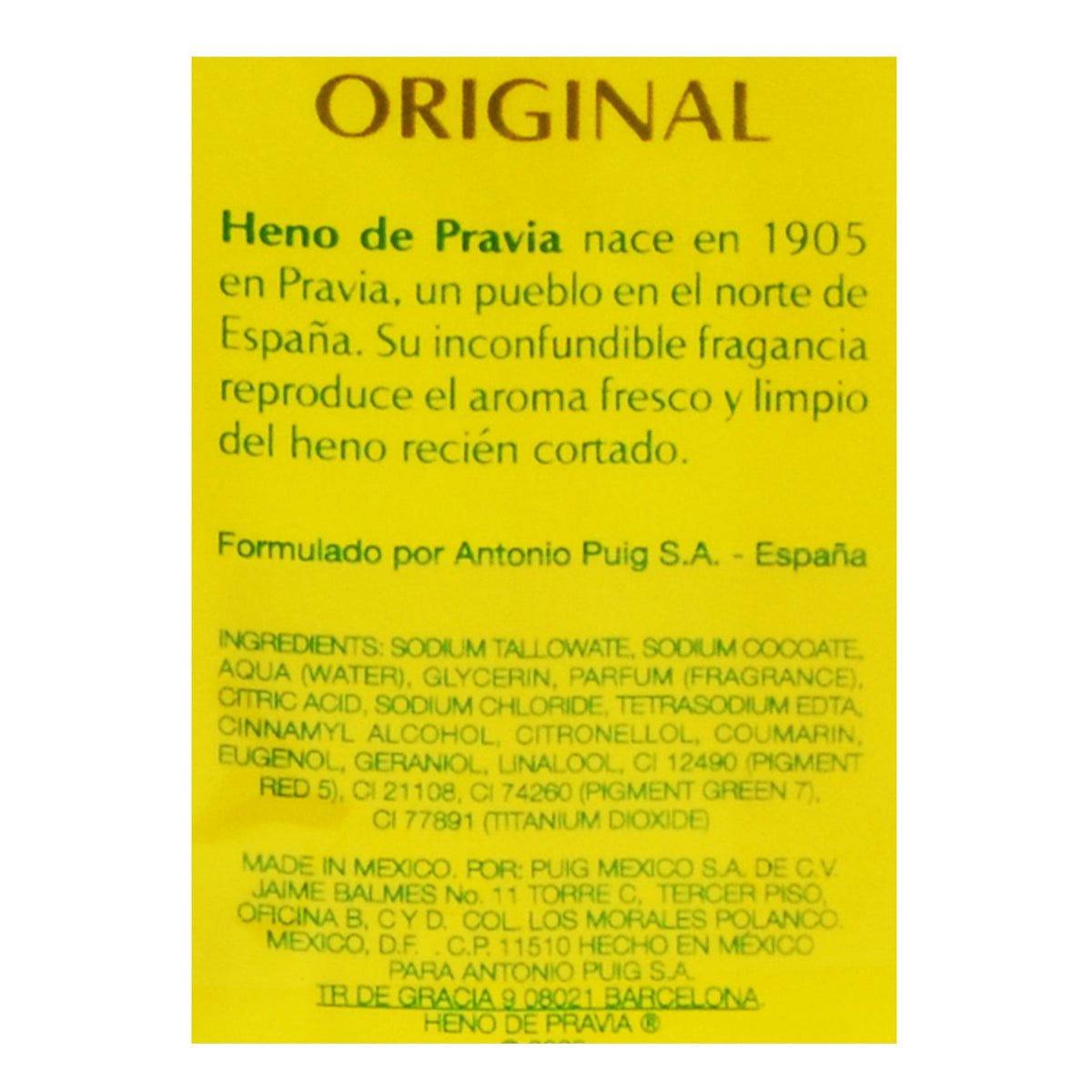 Heno de Pravia soaps arranged in a bathroom setting suggesting guest-ready presentation