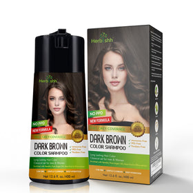Herbishh shampoo texture close-up demonstrating creamy lather and conditioner-like hydration benefits