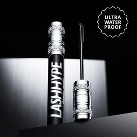 Heroine Make wand close-up highlighting brush shape for precise lift