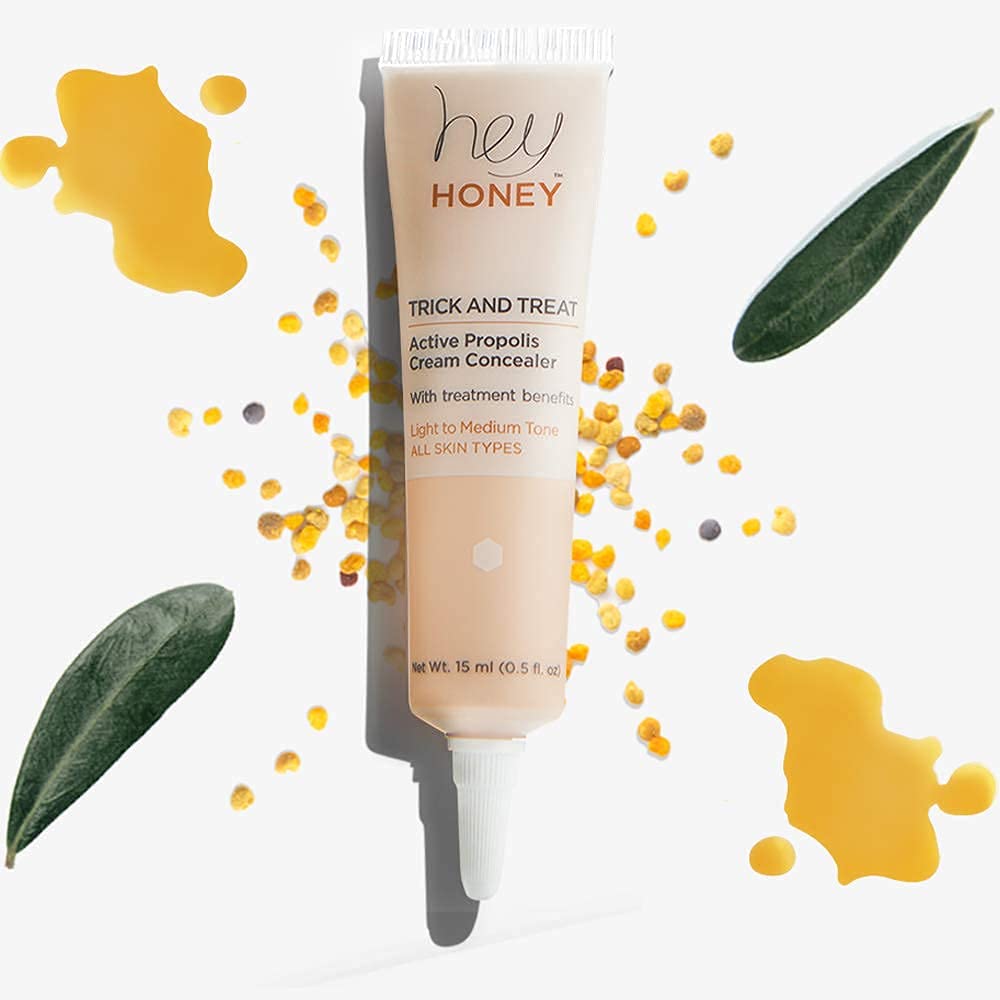Hey Honey product label and ingredient list emphasizing active skin-supporting actives