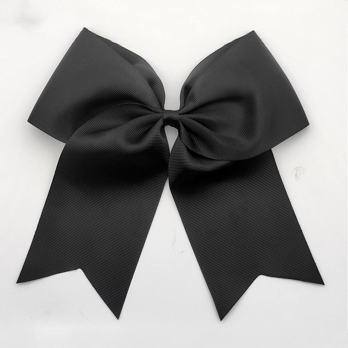 Hipcheer elastic detail showing fabric-wrapped ponytail tie for comfortable secure hold