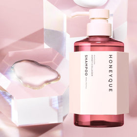 HONEYQUE pump dispensing creamy shampoo texture for controlled, no-waste use