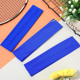 Hotop headband beside gym bag in lifestyle scene highlighting ready-to-go convenience