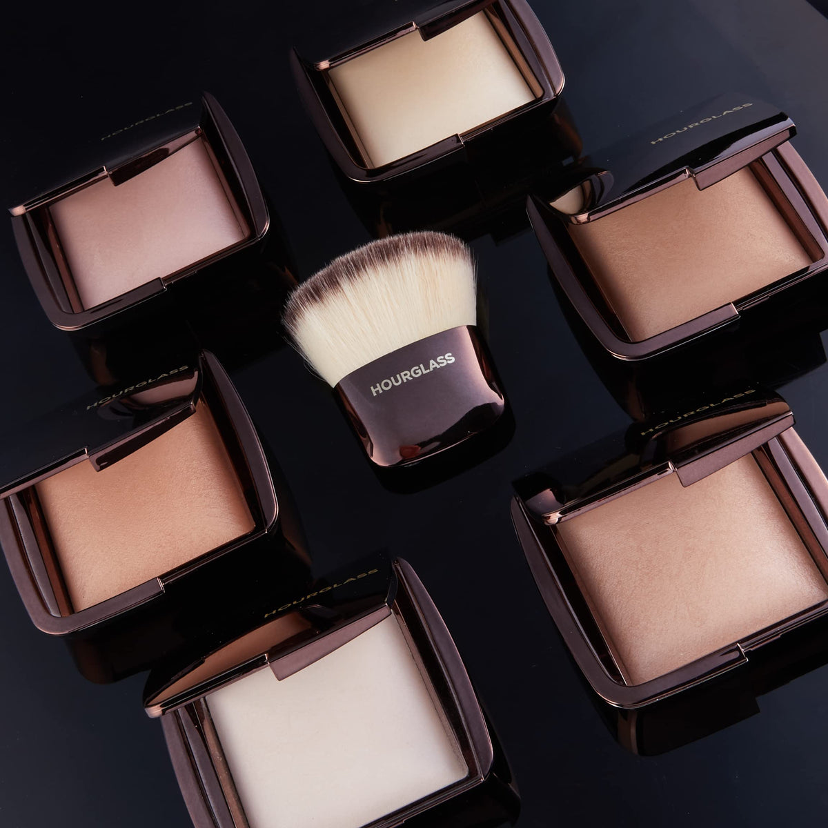 HOURGLASS close-up powder texture highlighting ultra-fine milled formula for smooth blur