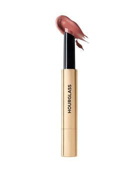 HOURGLASS close-up of balm texture highlighting glossy, non-sticky sheen benefit