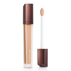 HOURGLASS front packaging showing product and branding for a polished appearance
