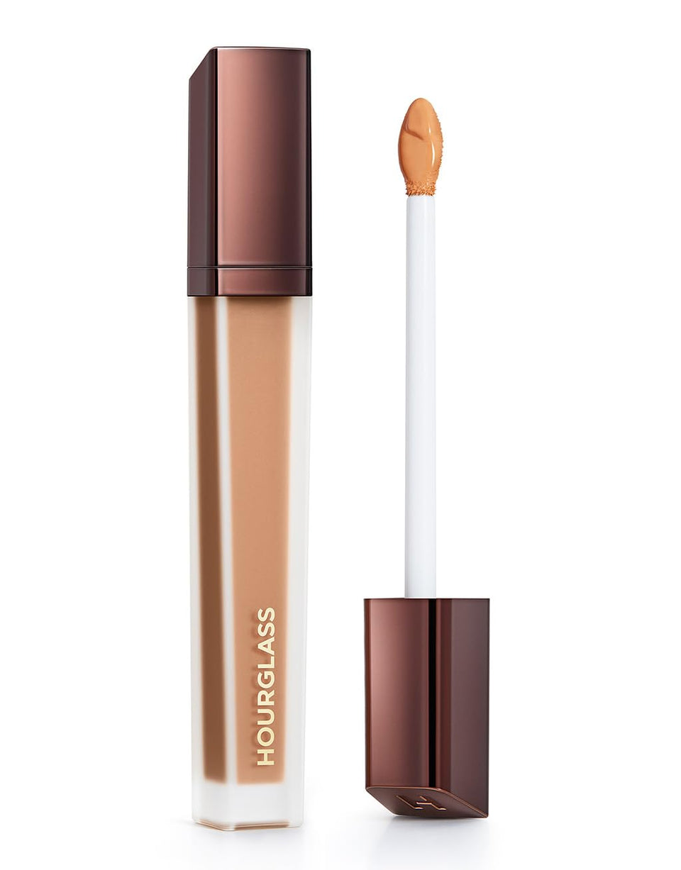 HOURGLASS front packaging showing product and shade clearly for easy selection