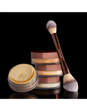 HOURGLASS gold sifter detail demonstrating mess-free dispensing and travel convenience